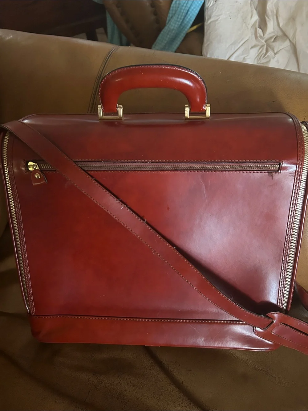 Pratesi Men's Leather Laptop Case in Chestnut Red - Classic Professional Carry